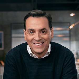 11:00 | Daniel Pink
